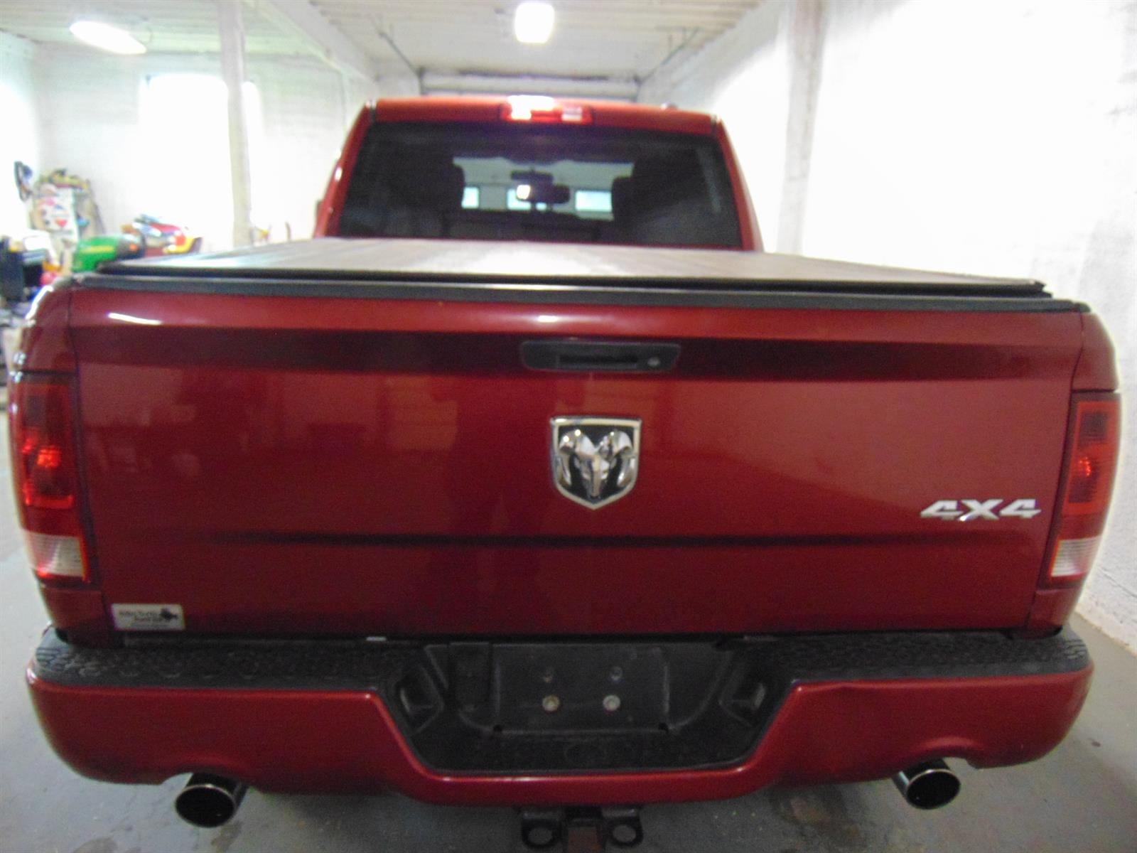 2012 RAM 1500 4WD QUAD CAB 140.5 EXPRE