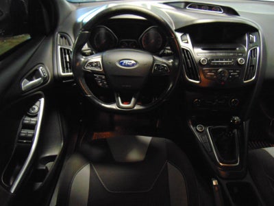 2017 Ford Focus ST