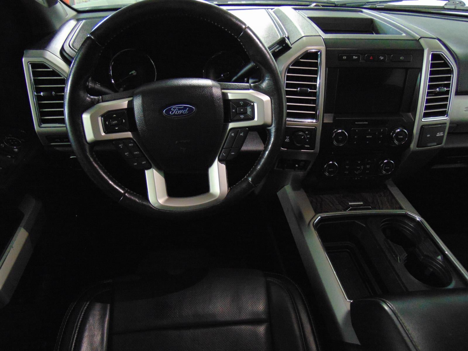 2017 Ford F-250 Super Duty Lariat