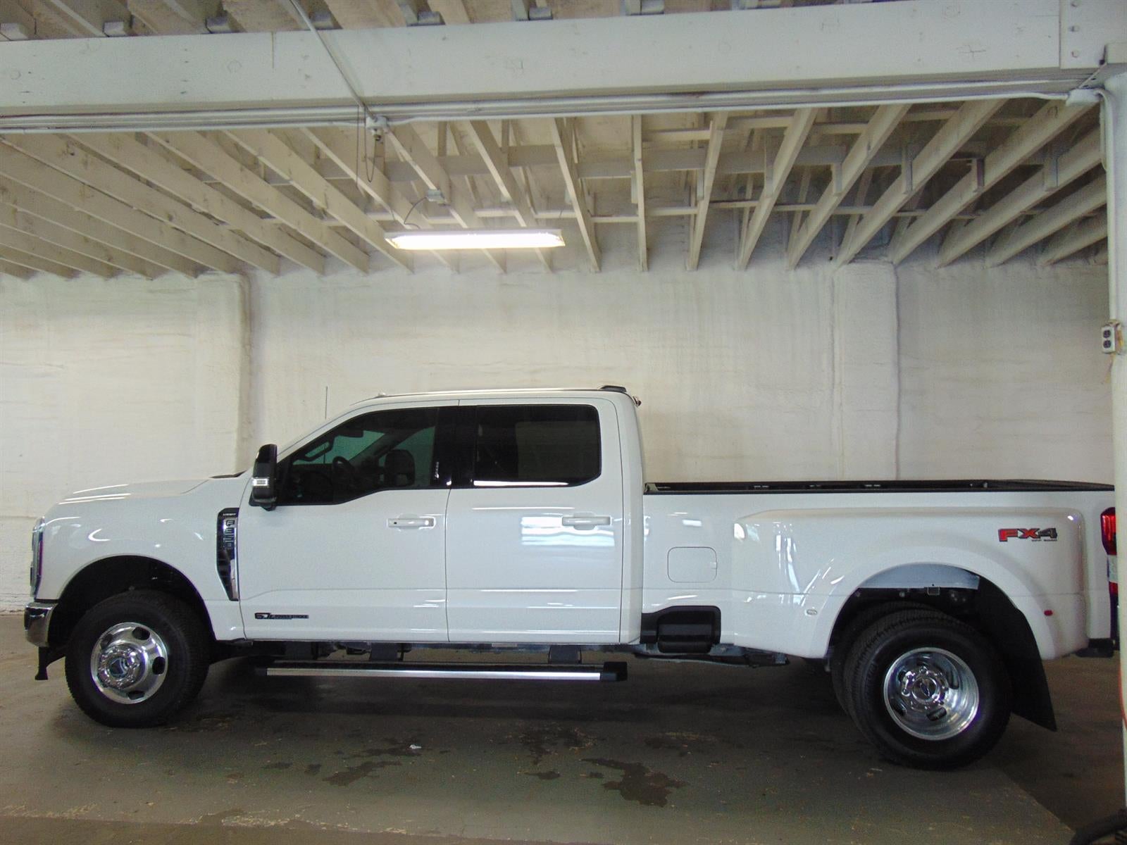 2024 Ford F-350 Super Duty Lariat