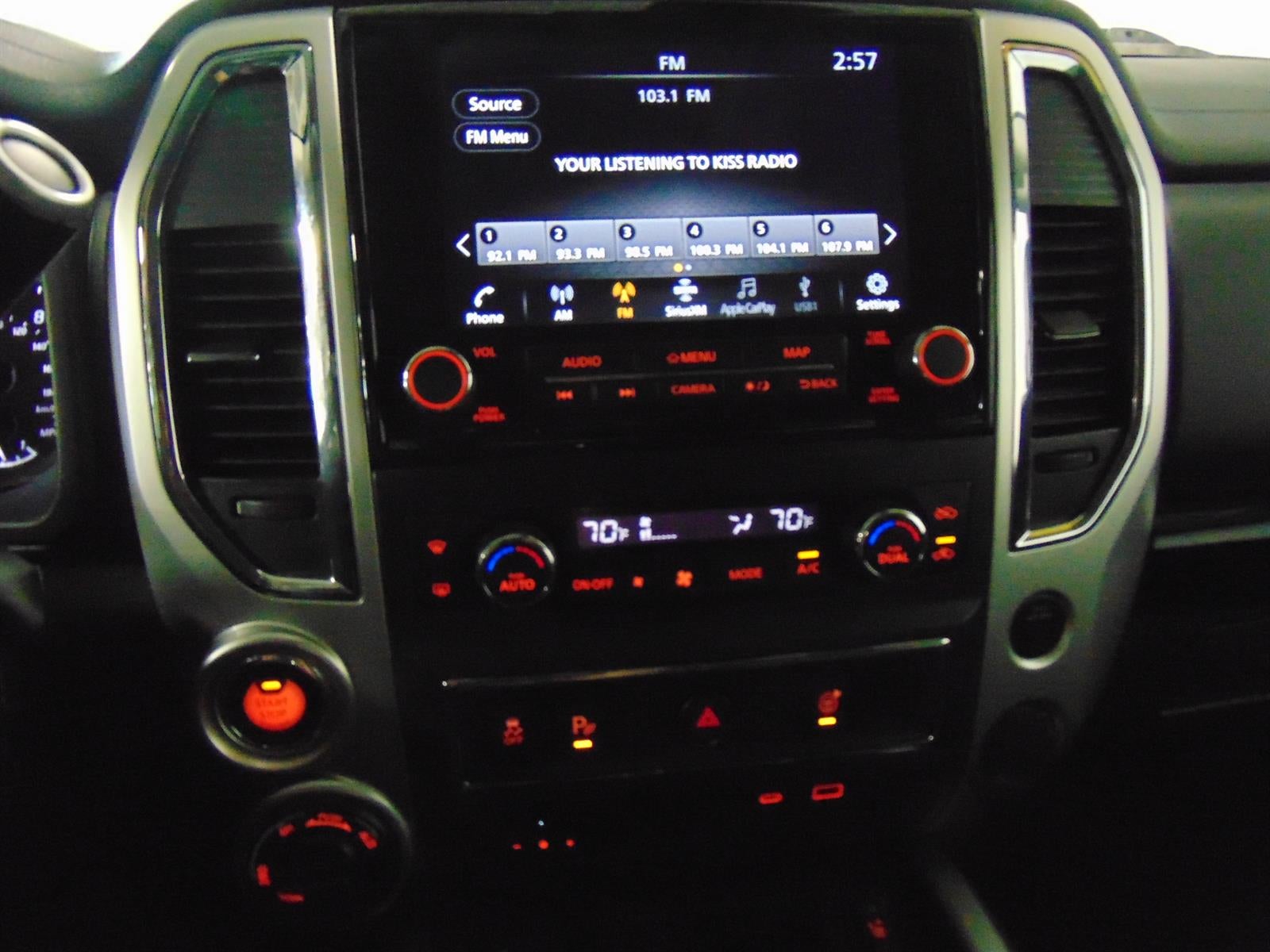 2021 Nissan Titan SV