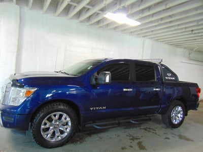 2021 Nissan Titan SV