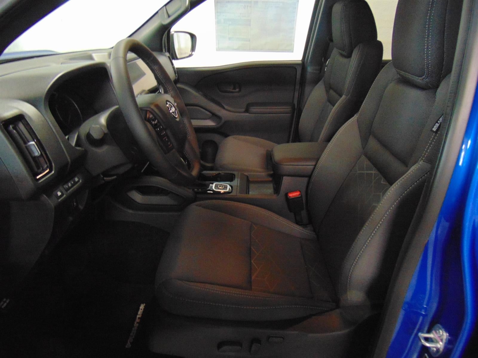 2026 Nissan Frontier CREW CAB 4X4 SV