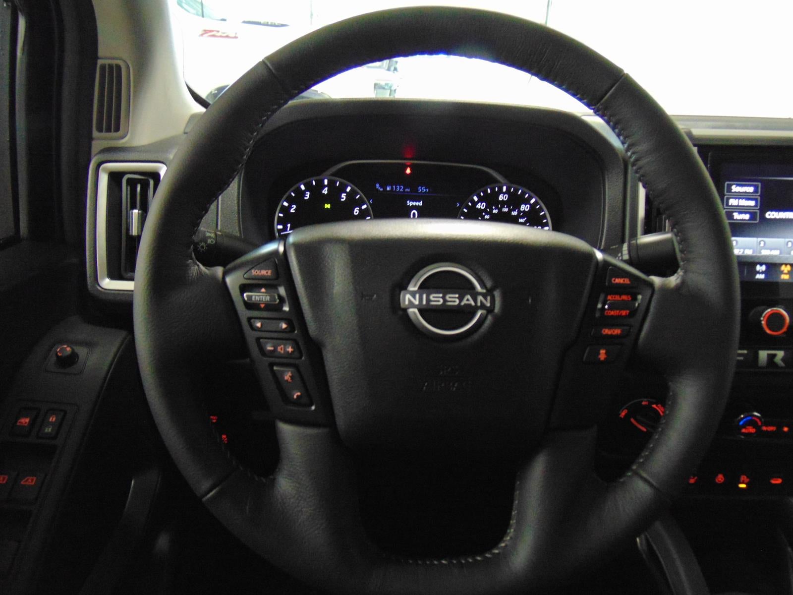 2026 Nissan Frontier CREW CAB 4X4 SV