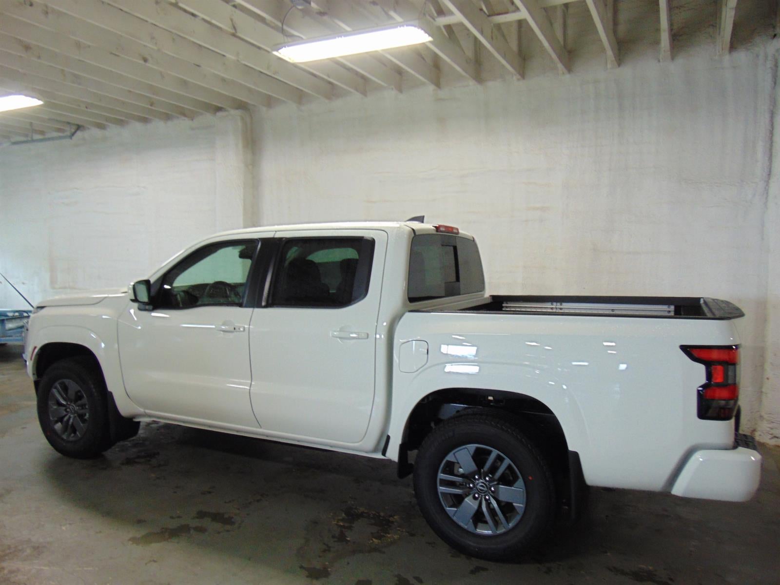 2026 Nissan Frontier CREW CAB 4X4 SV