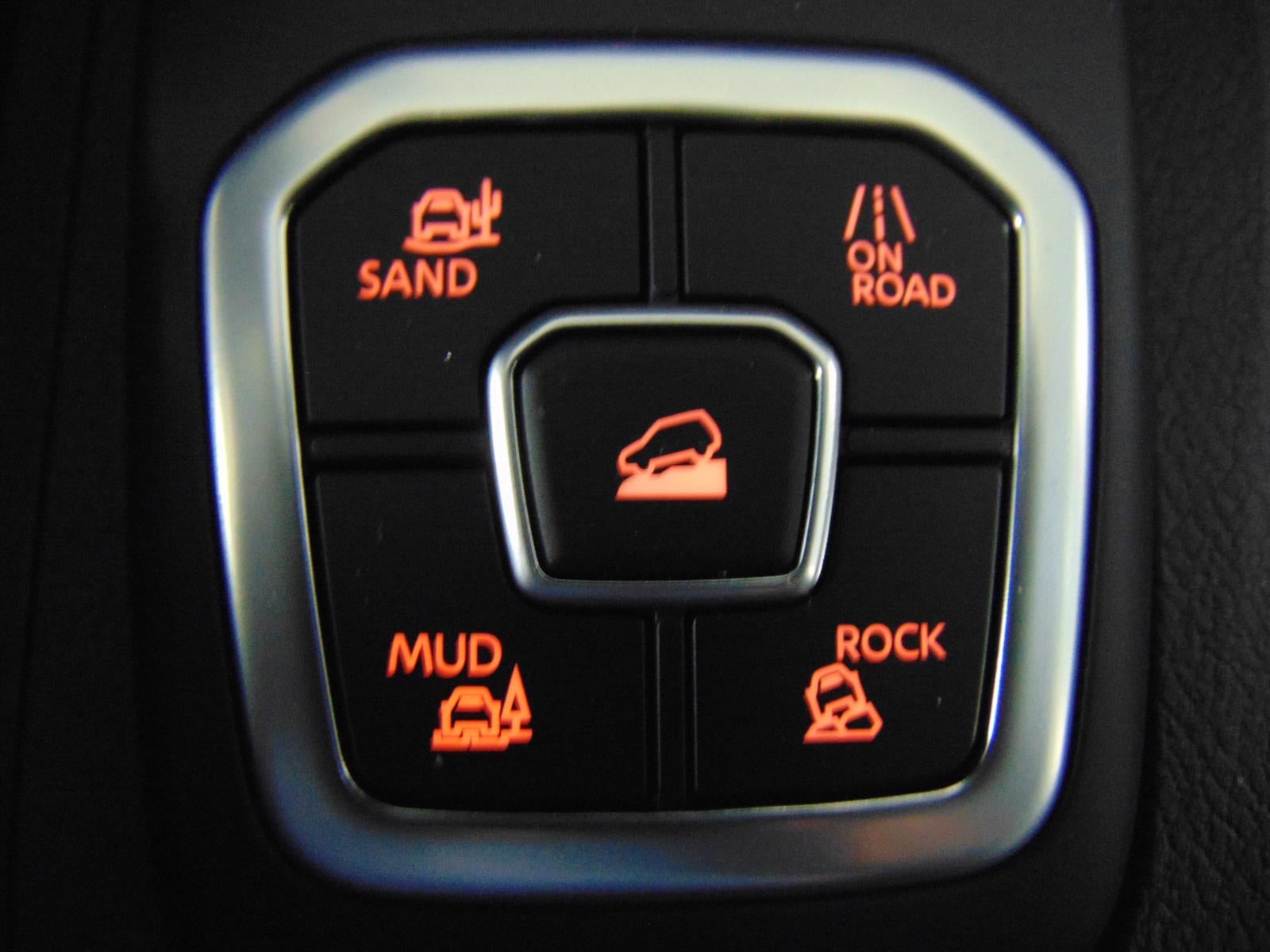 2026 Nissan Frontier CREW CAB 4X4 PRO-4X