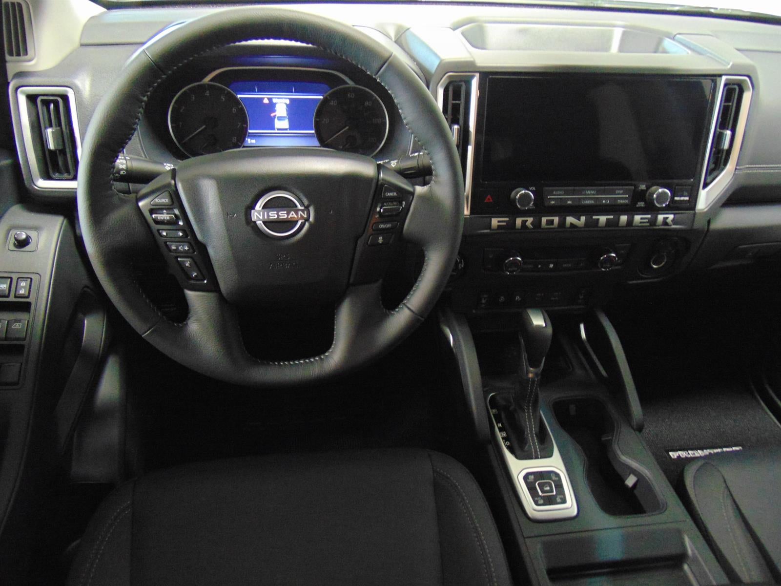 2026 Nissan Frontier CREW CAB 4X4 SV