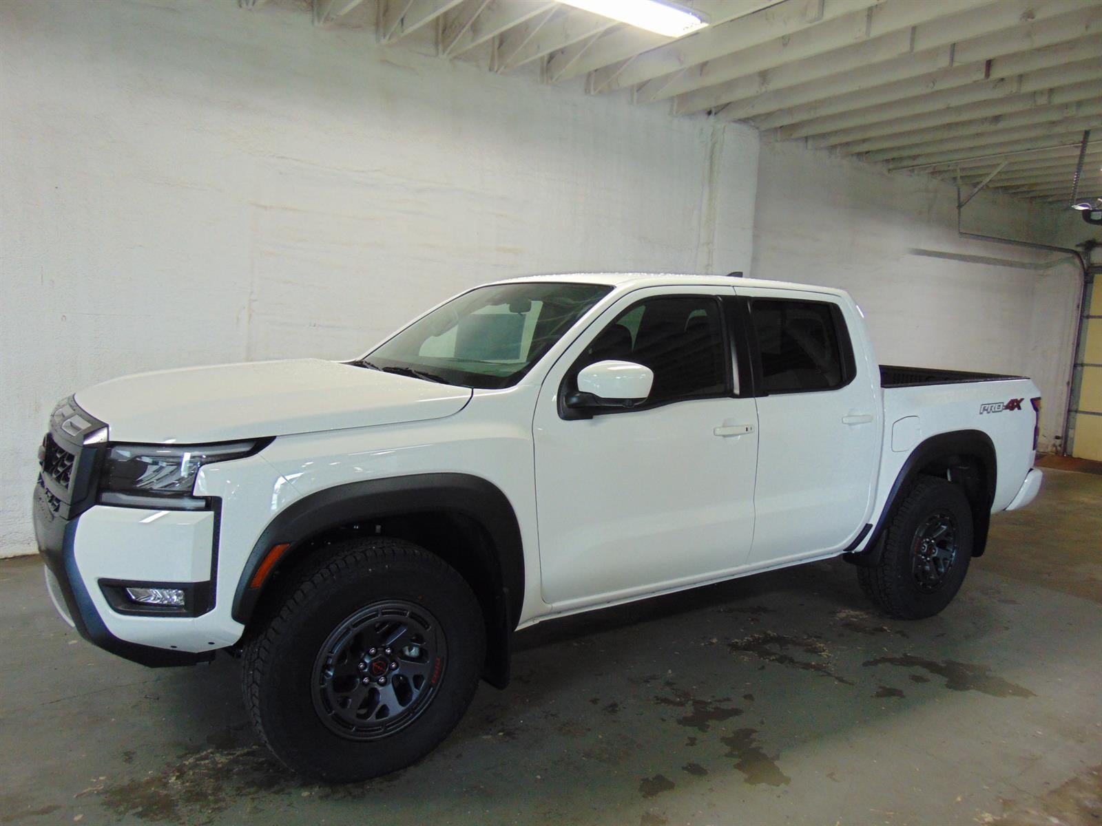 2026 Nissan Frontier CREW CAB 4X4 PRO-4X