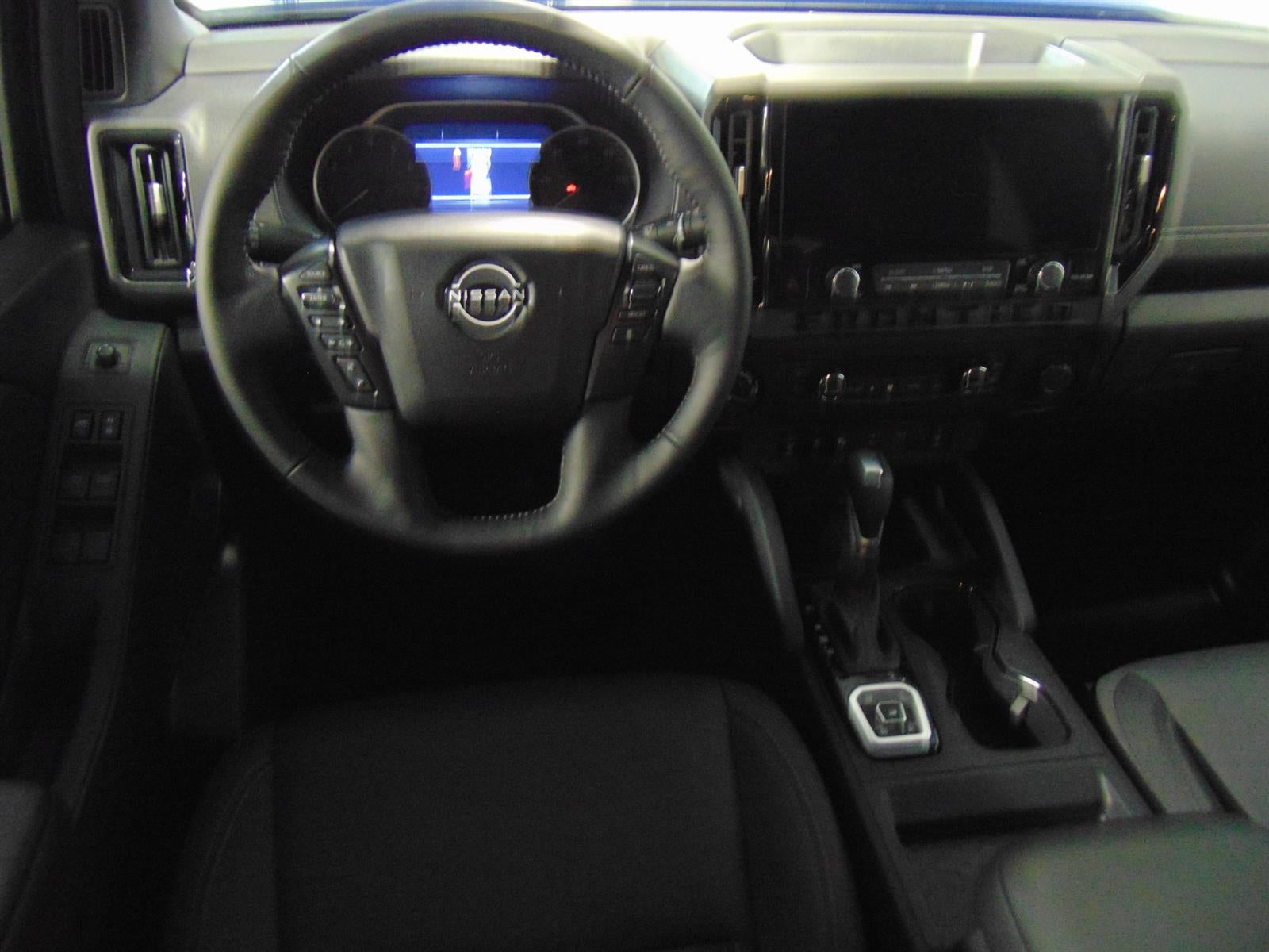 2026 Nissan Frontier CREW CAB 4X4 SV