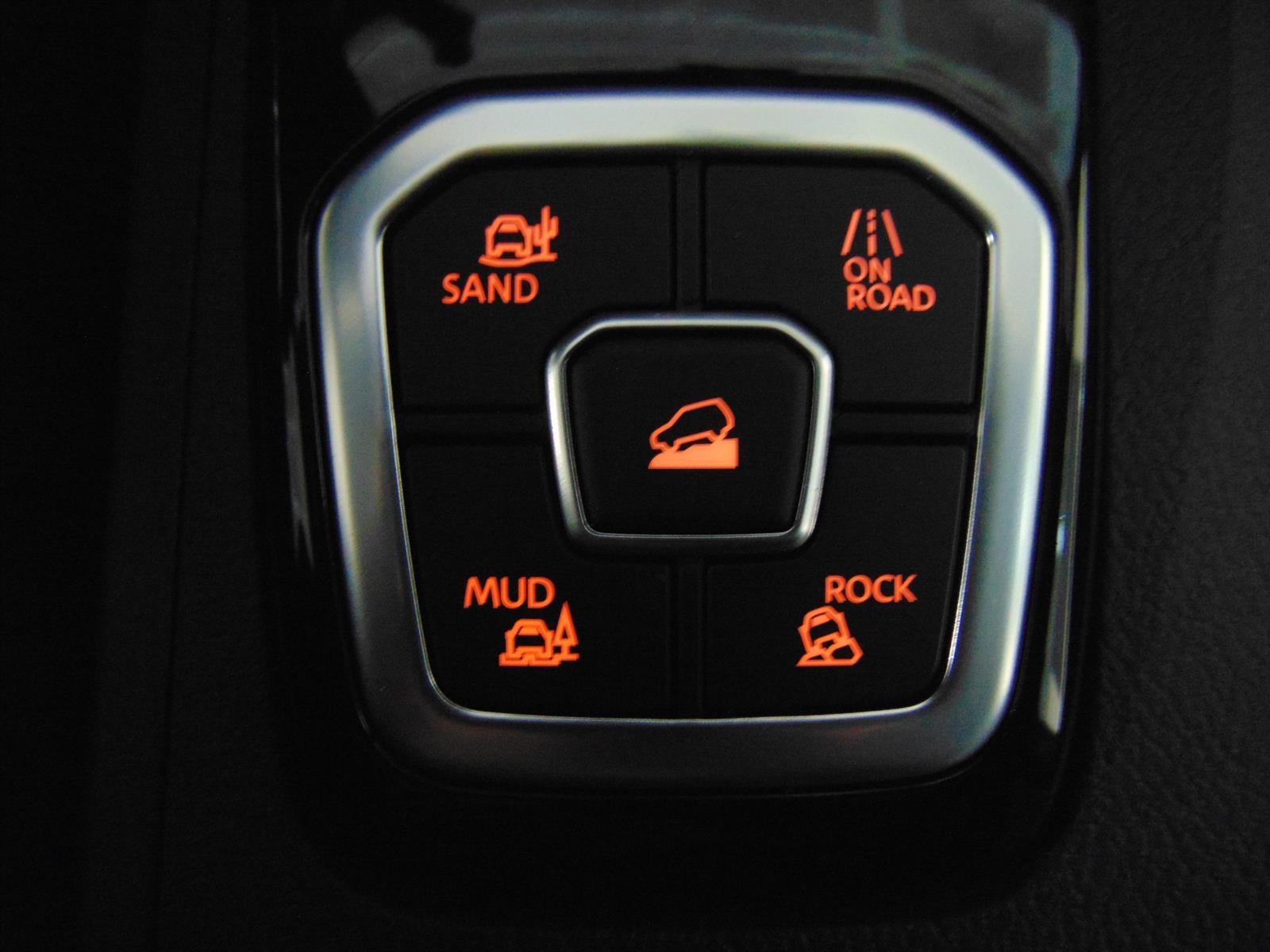 2026 Nissan Frontier CREW CAB 4X4 SV