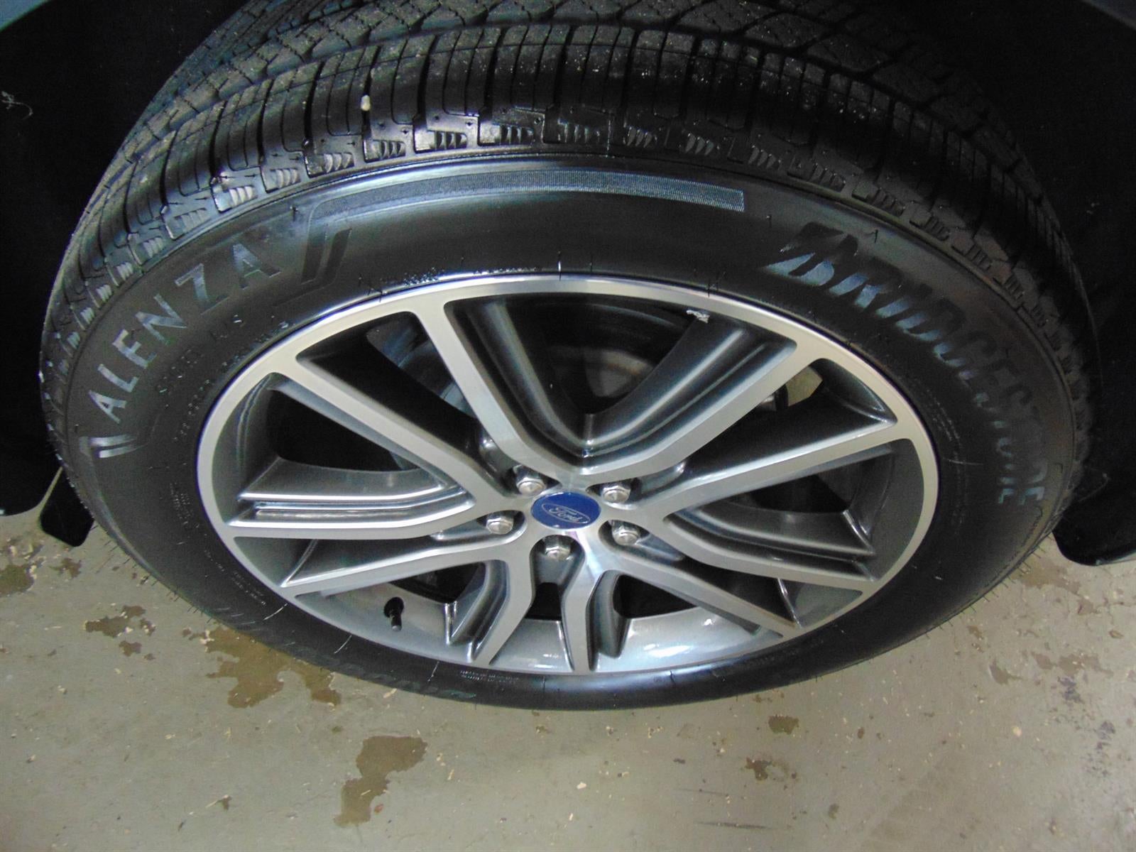 2019 Ford Edge Titanium