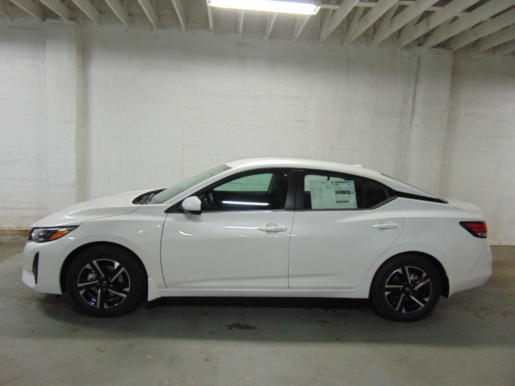 2025 Nissan Sentra SV CVT