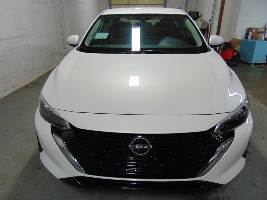 2025 Nissan Sentra SV CVT