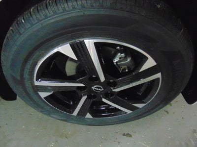 2025 Nissan Sentra SV CVT