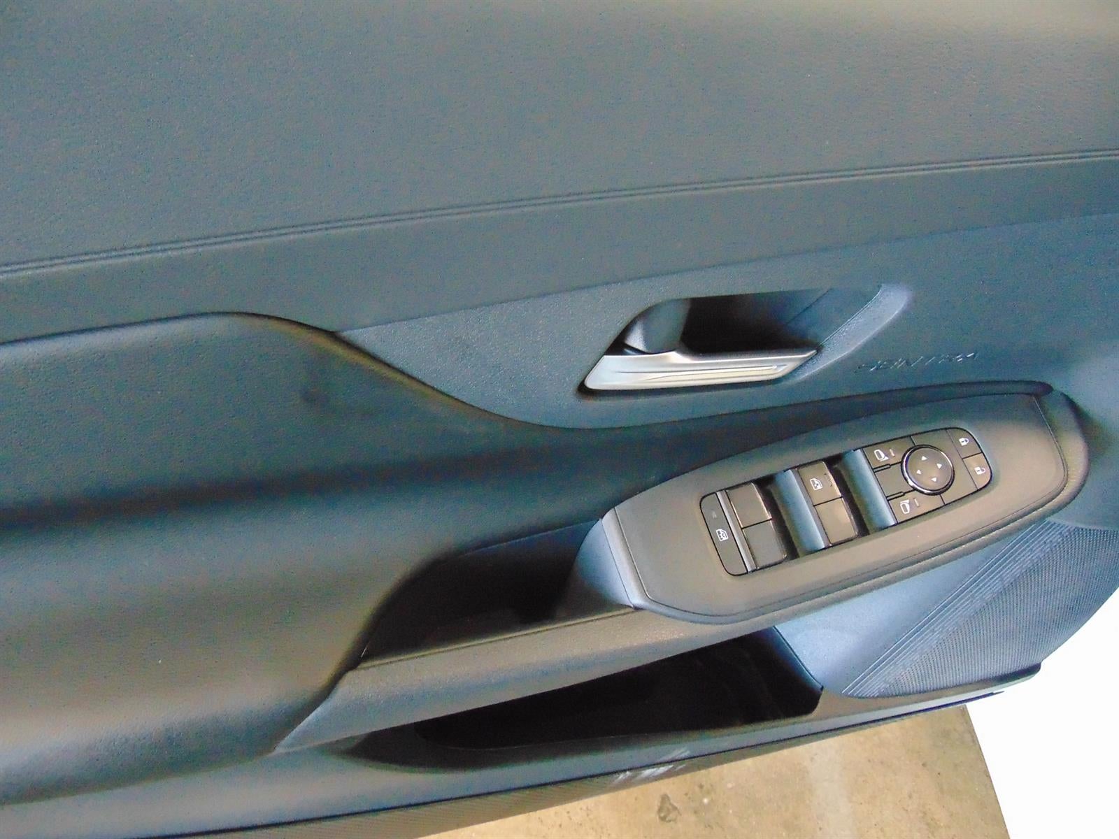 2026 Nissan Sentra SV SEDAN