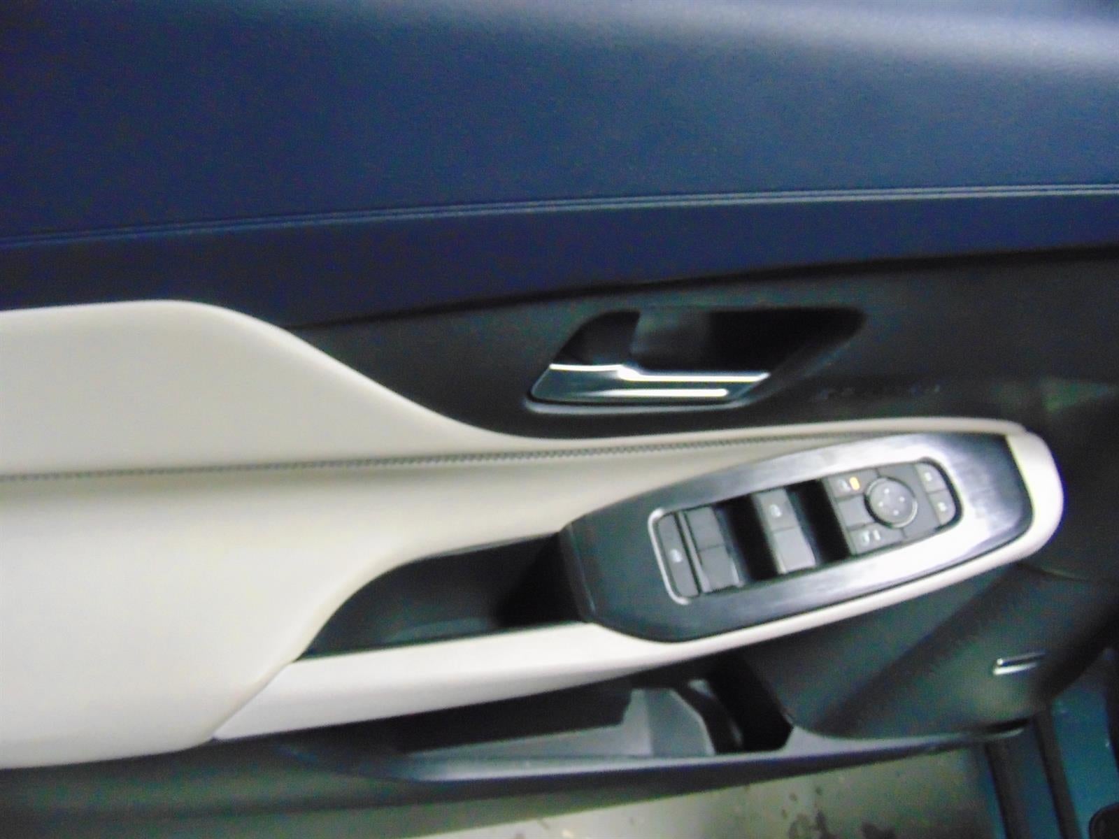 2026 Nissan Sentra SL SEDAN