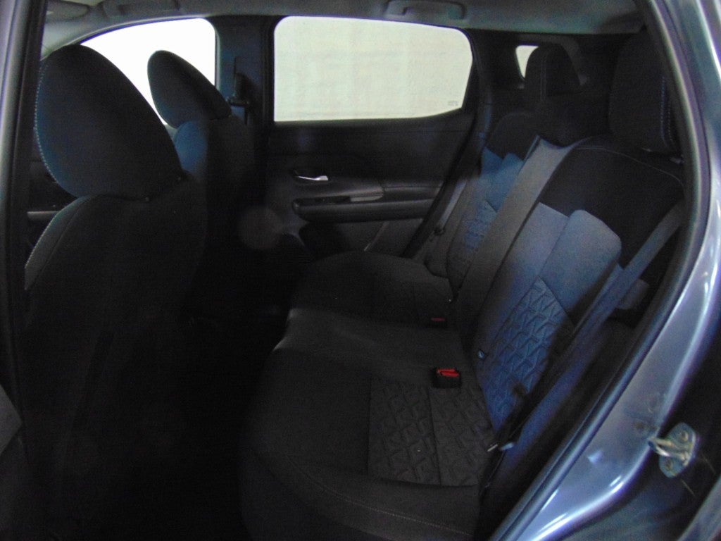 2025 Nissan Kicks SV FWD