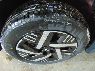 2025 Nissan Kicks SV FWD