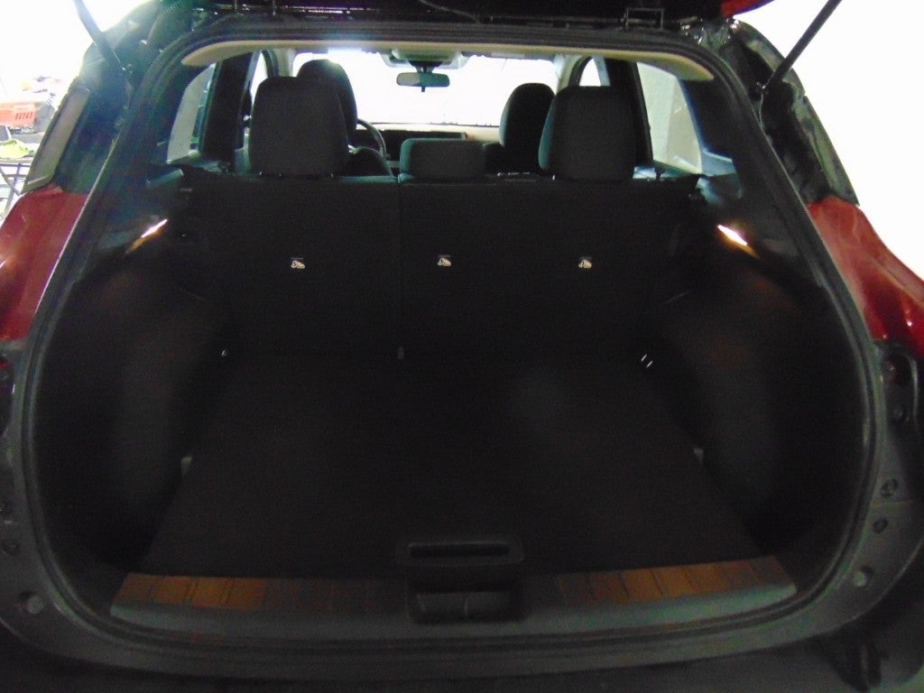 2025 Nissan Kicks SV FWD