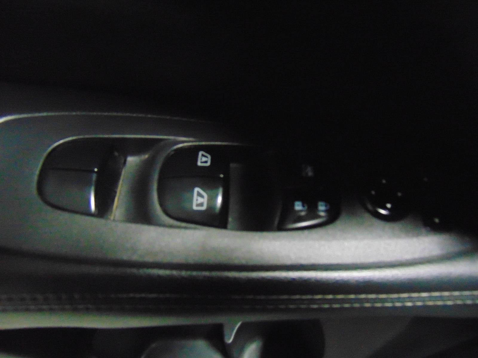 2013 Nissan Pathfinder SL