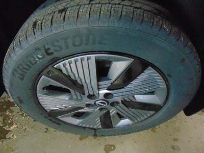 2025 Nissan Murano AWD SL