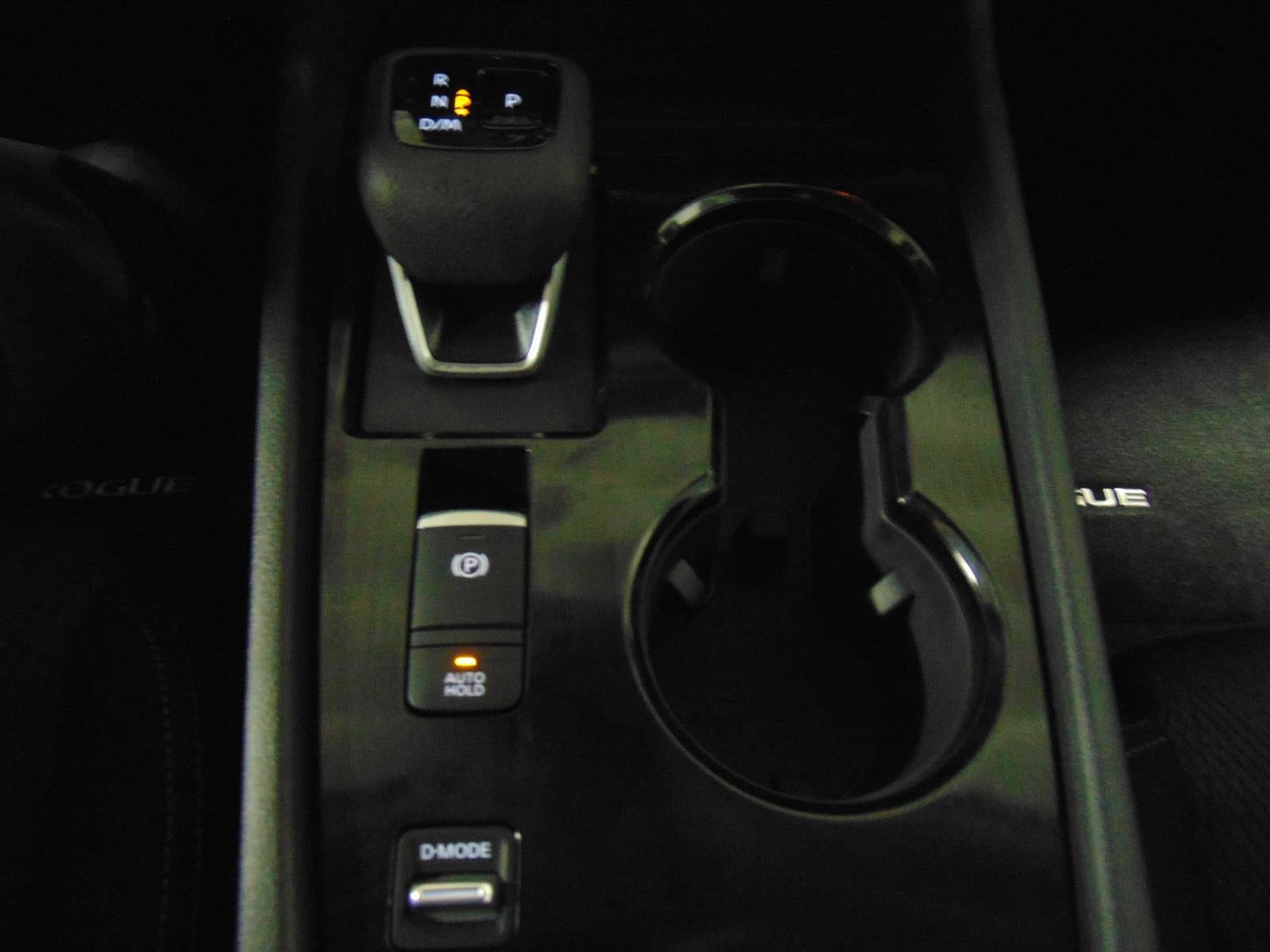 2026 Nissan Rogue FWD SV