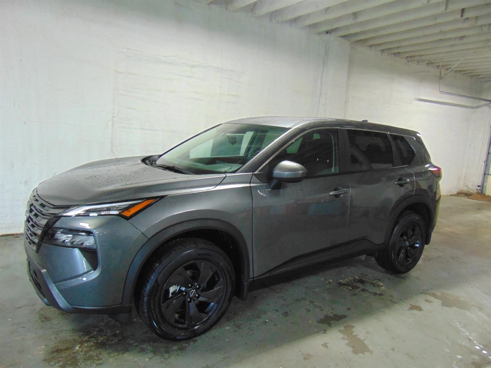 2026 Nissan Rogue FWD SV