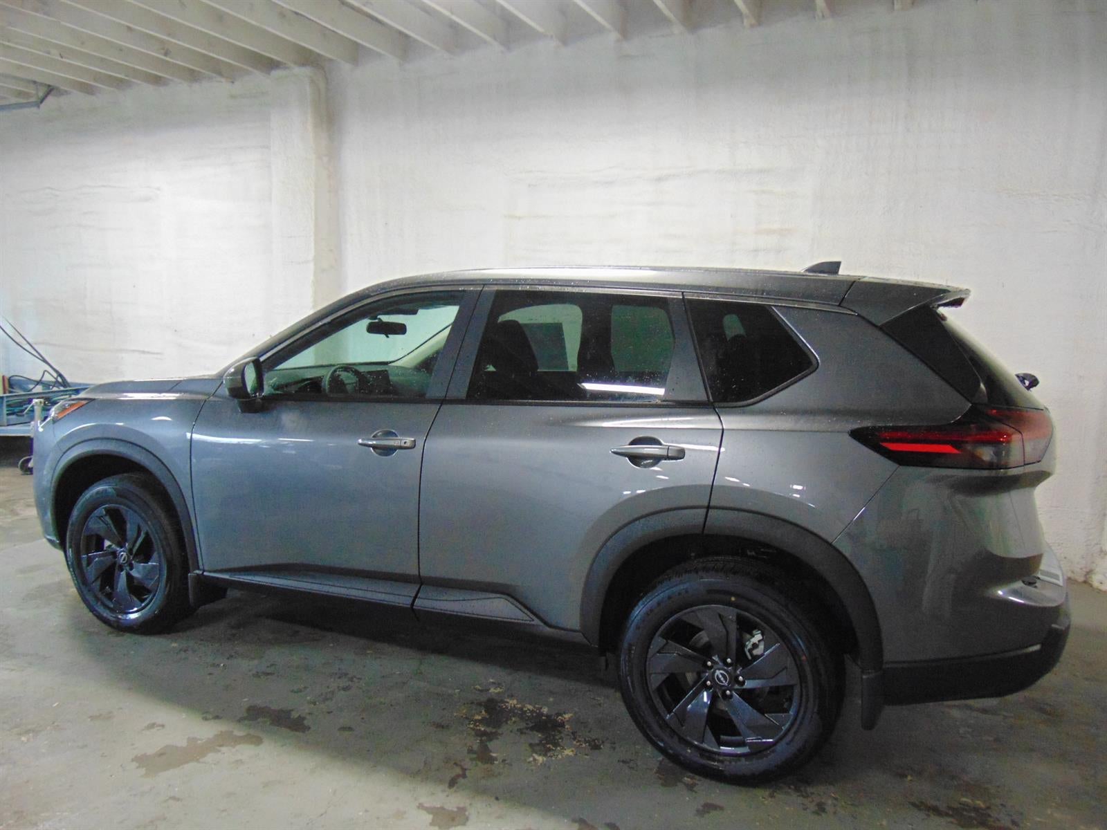 2026 Nissan Rogue FWD SV