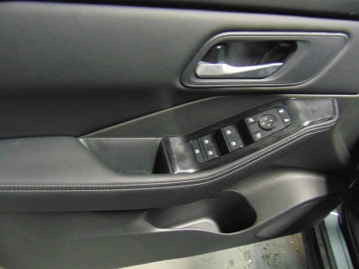 2026 Nissan Rogue FWD SV