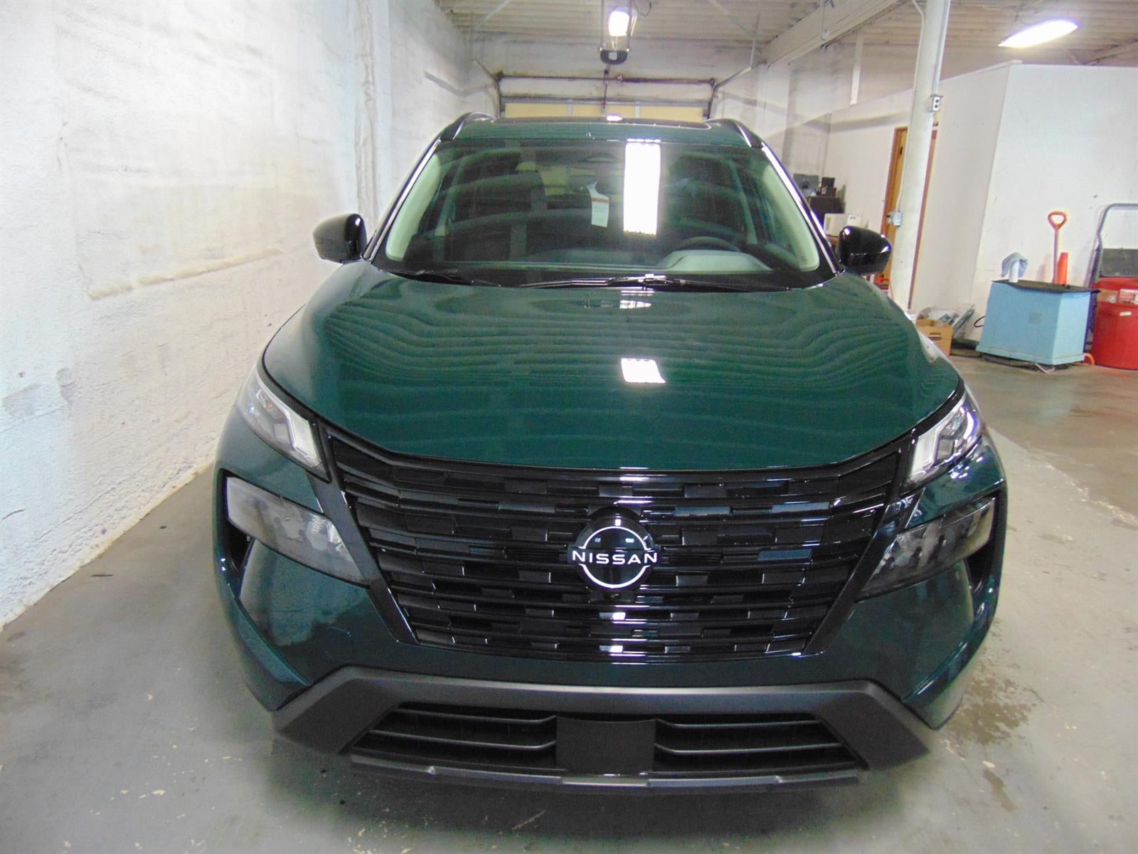 2026 Nissan Rogue FWD DARK ARMOR