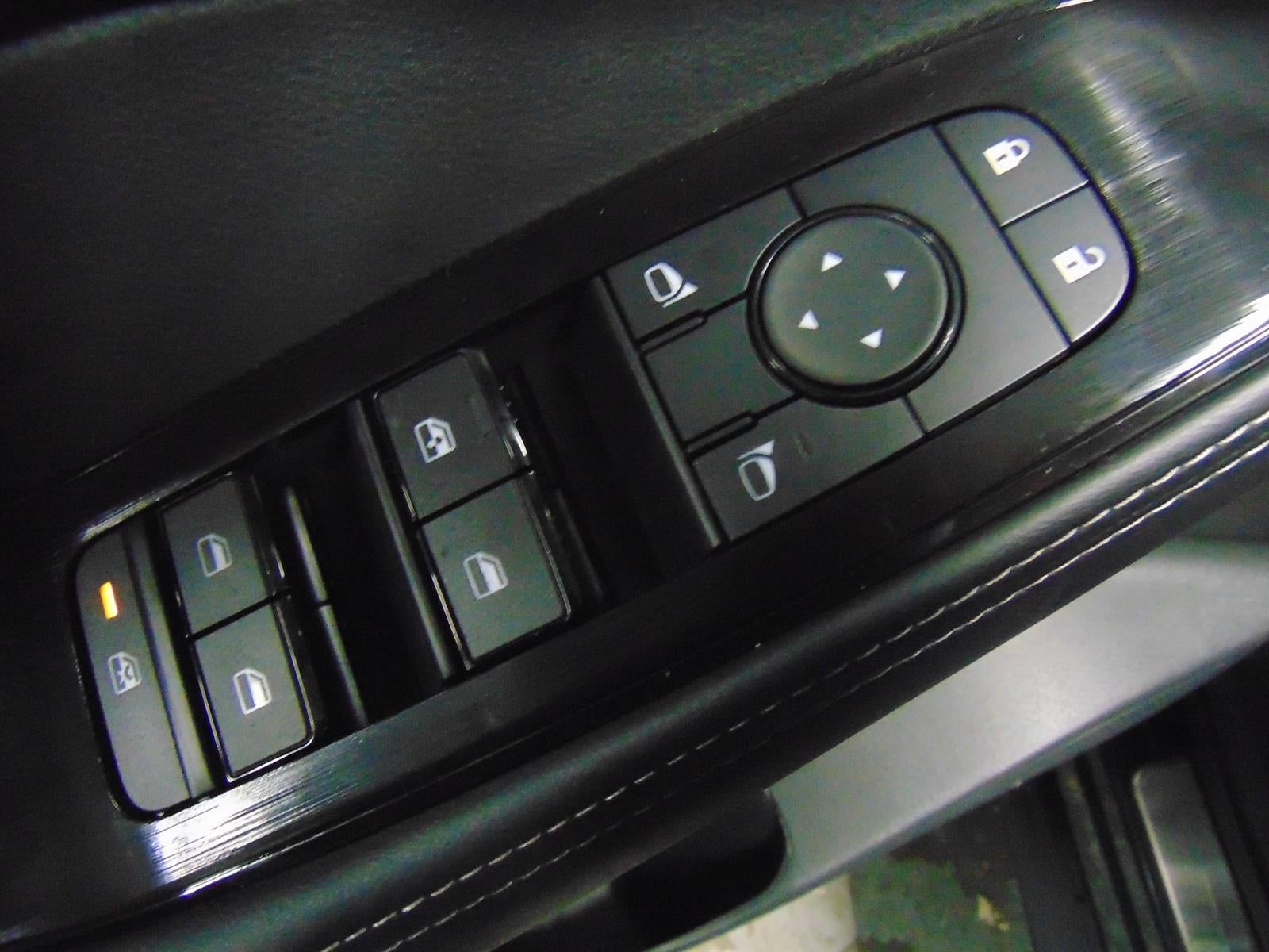 2026 Nissan Rogue FWD DARK ARMOR