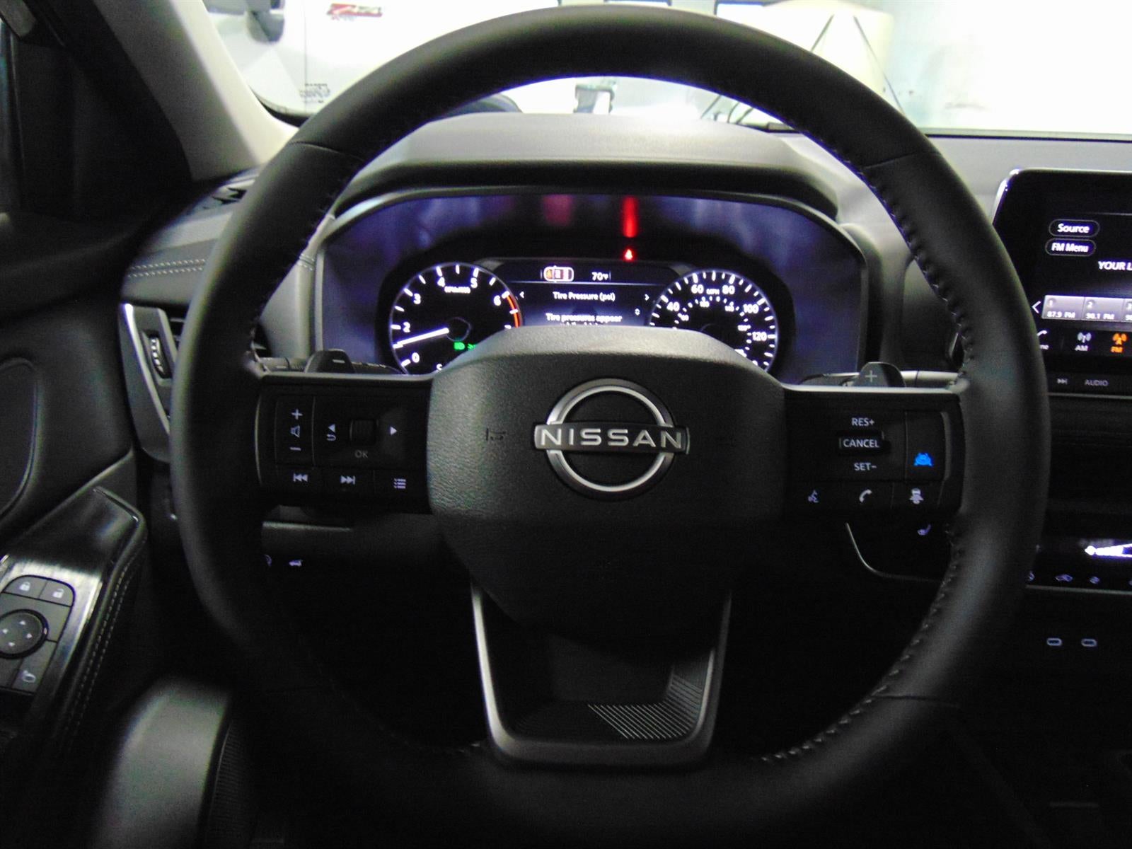 2026 Nissan Rogue FWD SV