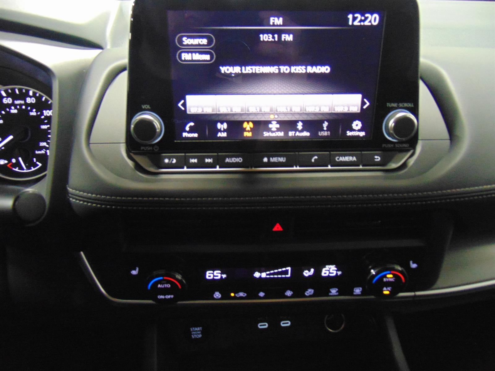 2026 Nissan Rogue FWD SV