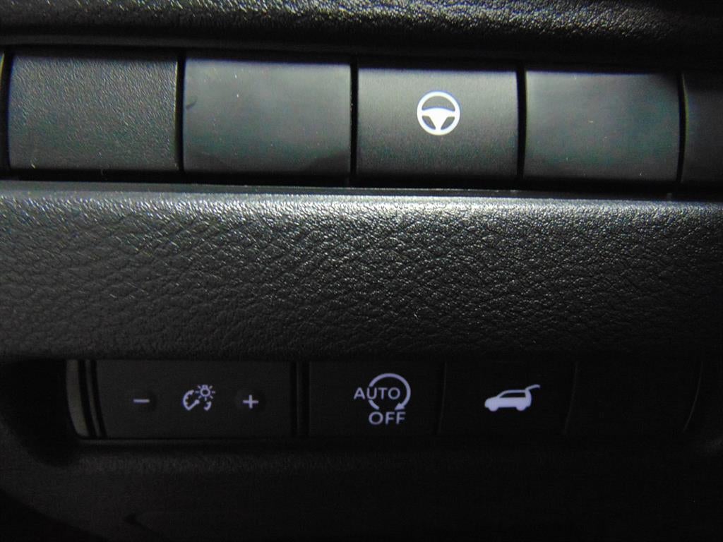 2026 Nissan Rogue FWD SV