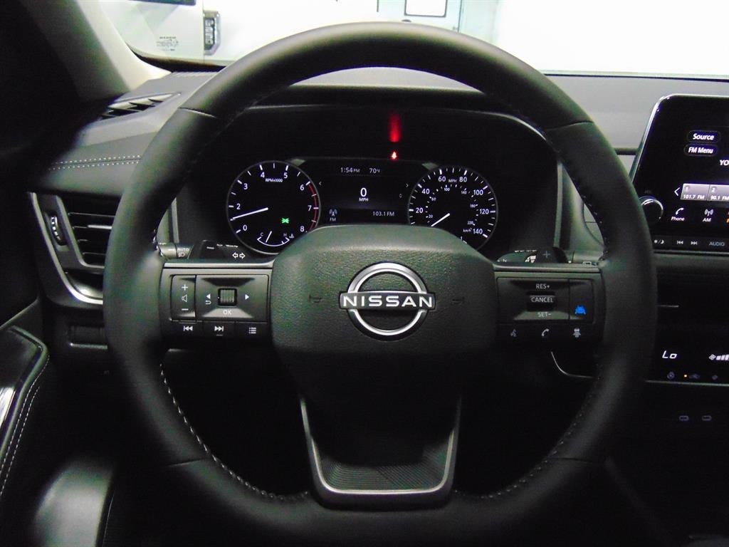 2026 Nissan Rogue FWD SV