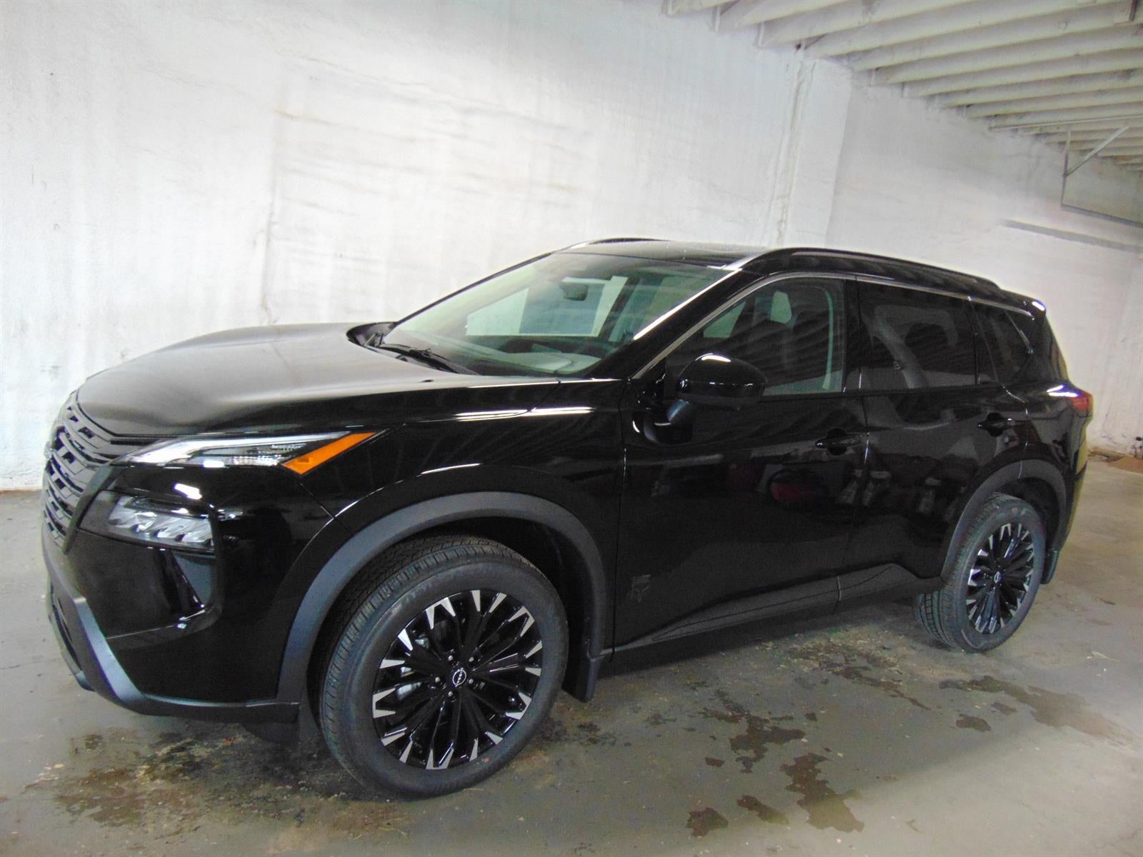 2026 Nissan Rogue DARK ARMOR AWD