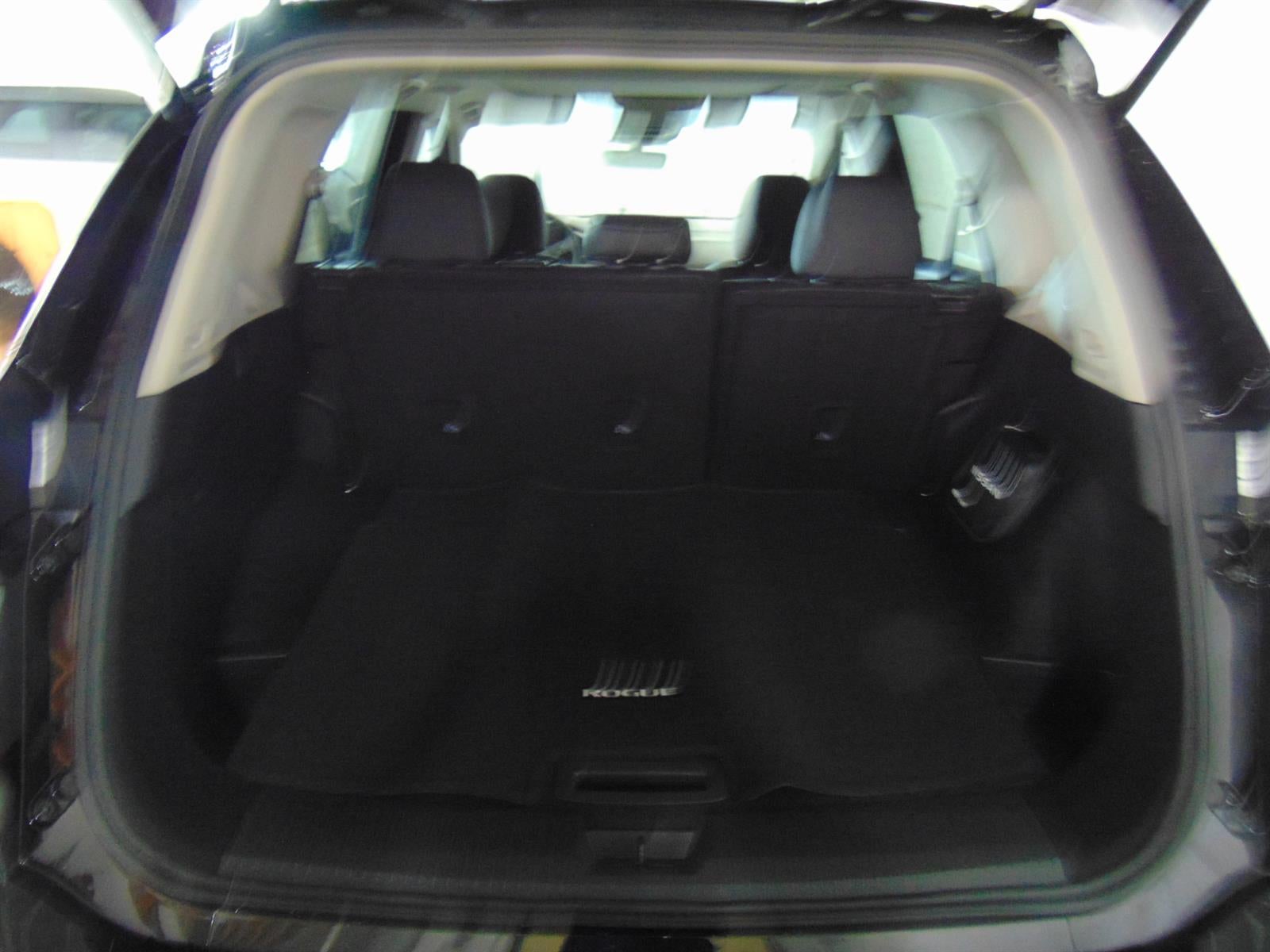 2026 Nissan Rogue DARK ARMOR AWD