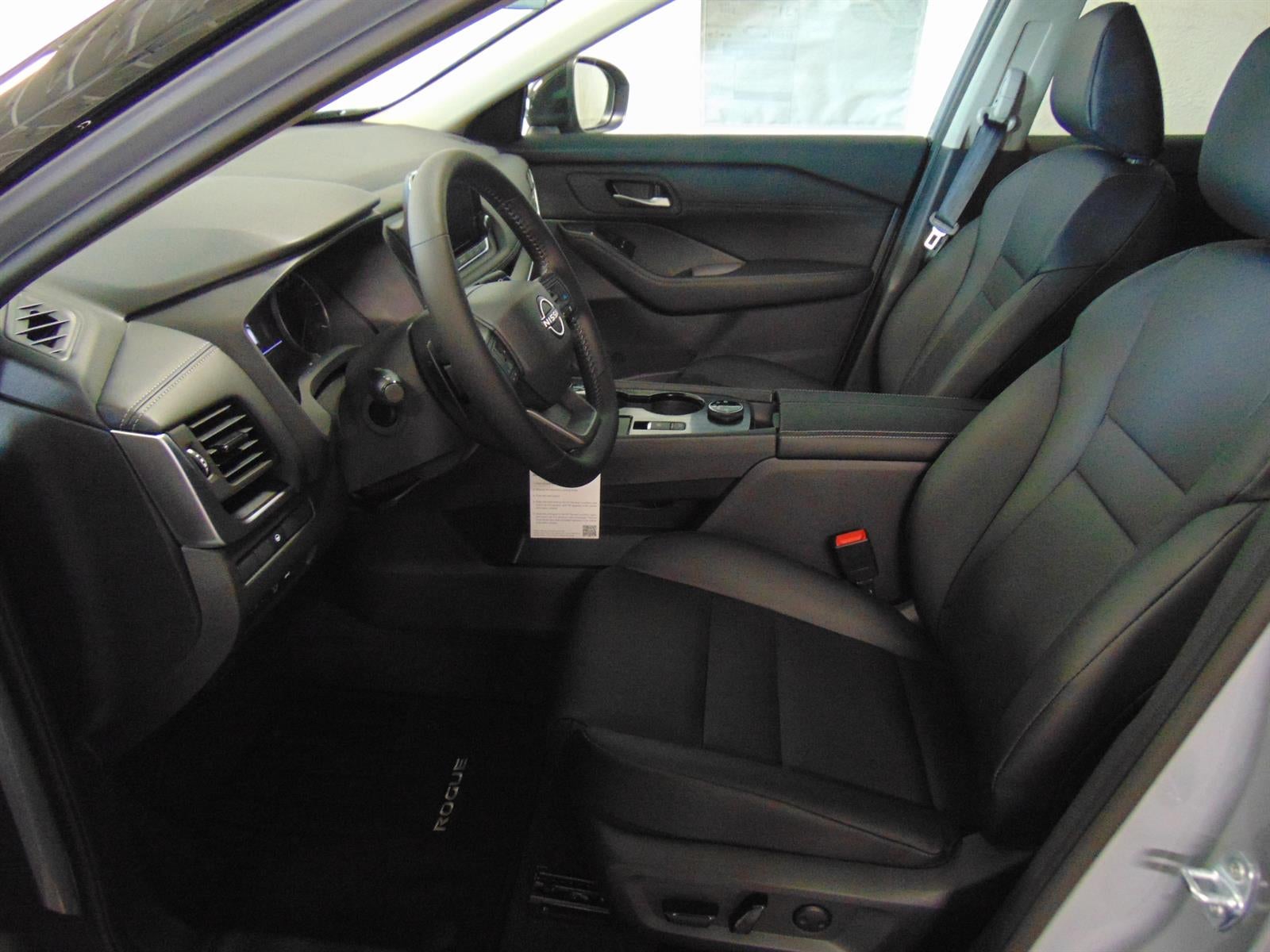 2026 Nissan Rogue DARK ARMOR AWD