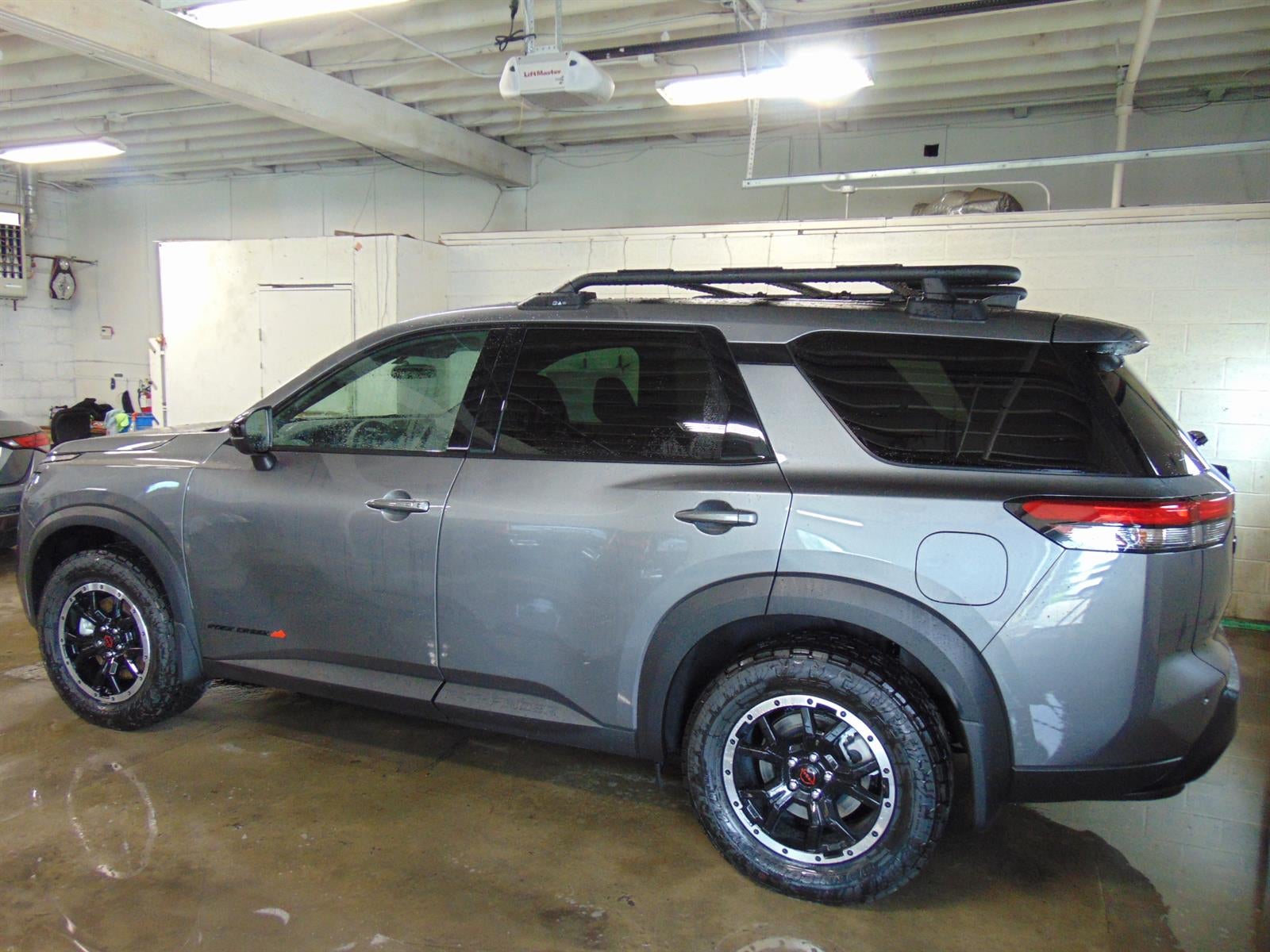 2026 Nissan Pathfinder ROCK CREEK 4WD