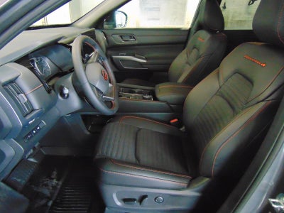 2026 Nissan Pathfinder ROCK CREEK 4WD