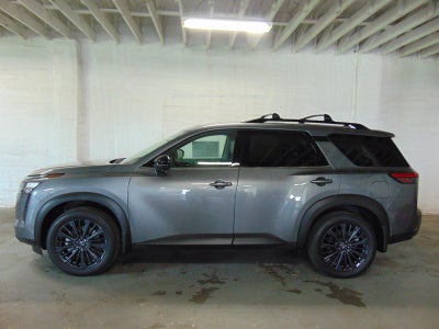 2026 Nissan Pathfinder SL 4WD