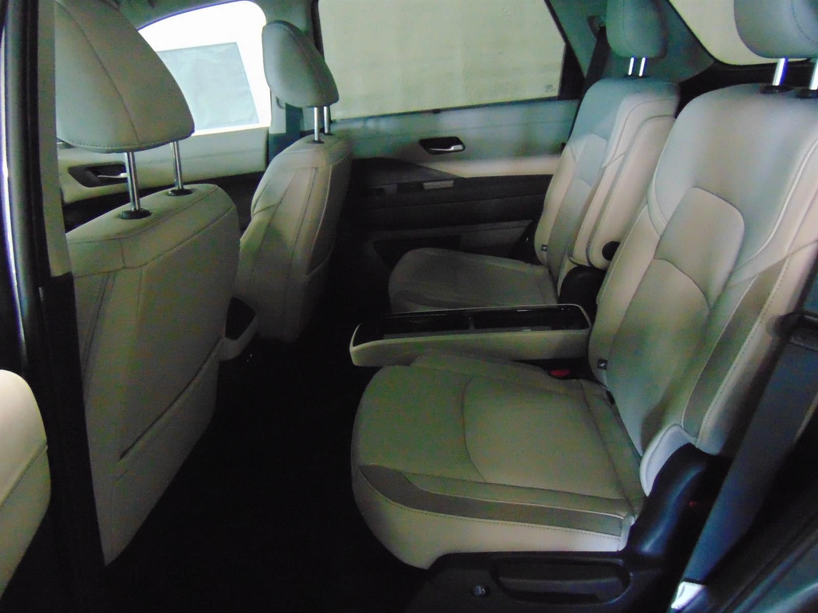 2026 Nissan Pathfinder SL 4WD