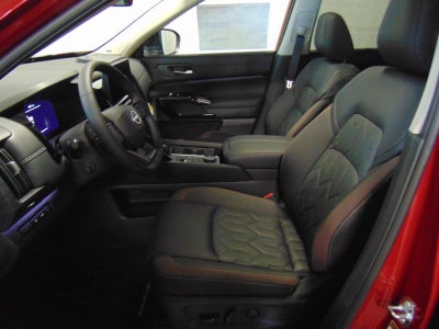 2026 Nissan Pathfinder PLATINUM 4WD