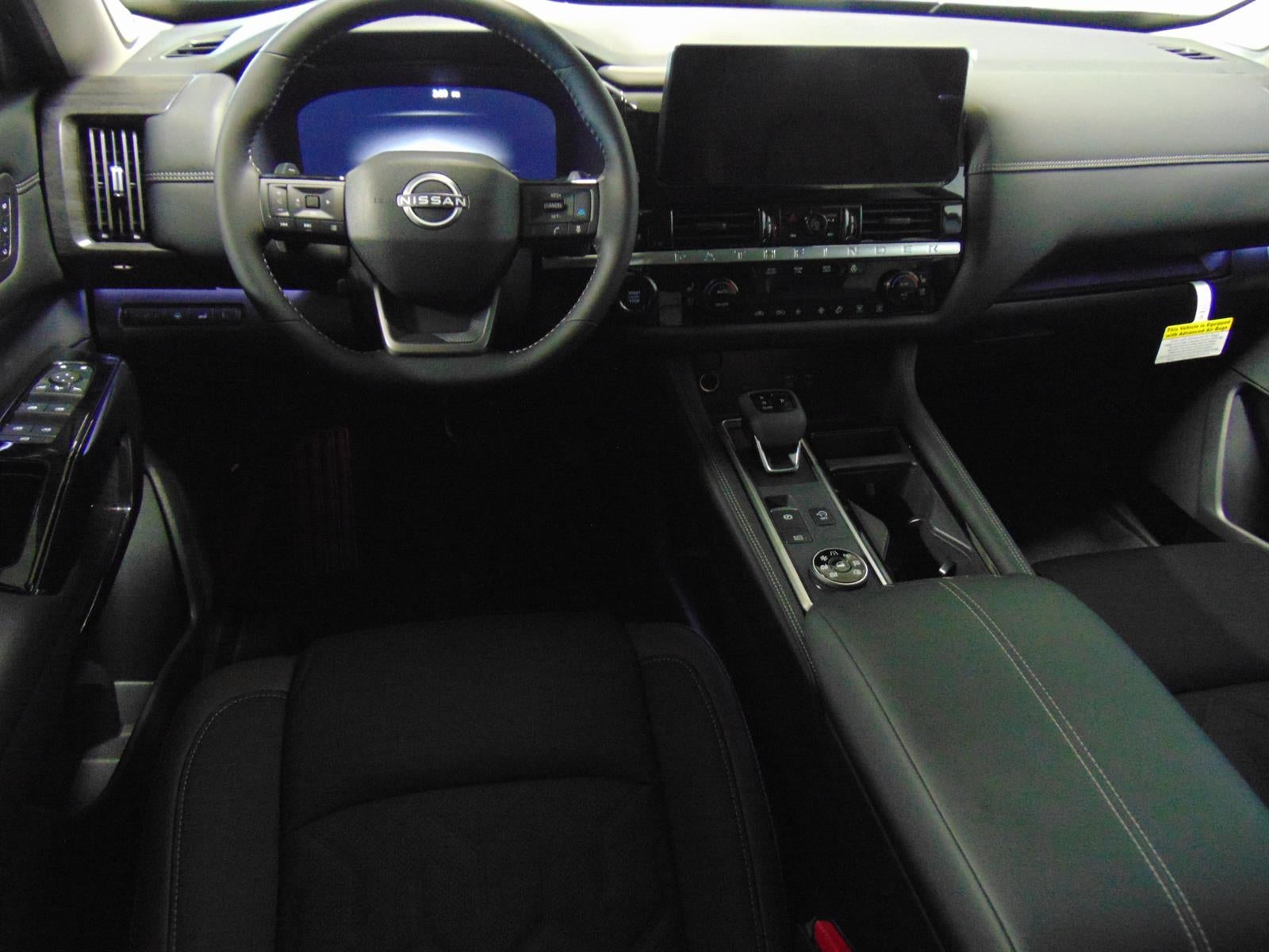 2026 Nissan Pathfinder PLATINUM 4WD