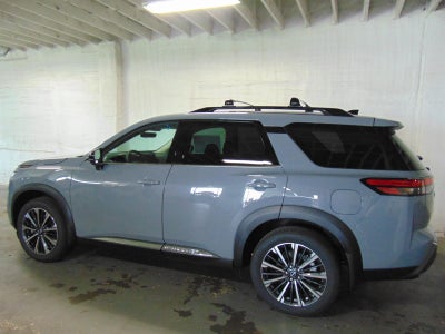 2026 Nissan Pathfinder PLATINUM 4WD
