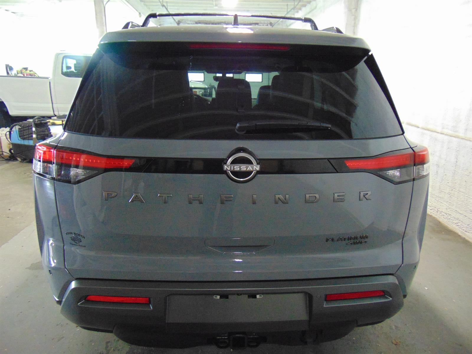 2026 Nissan Pathfinder PLATINUM 4WD