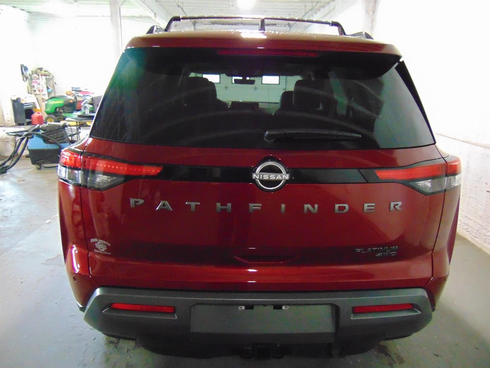2026 Nissan Pathfinder PLATINUM 4WD