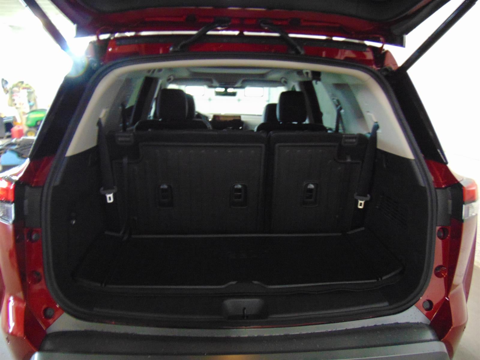 2026 Nissan Pathfinder PLATINUM 4WD