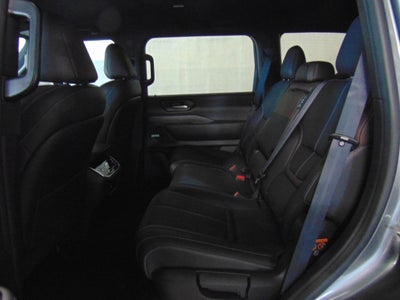 2025 Nissan Armada 4X4 SL