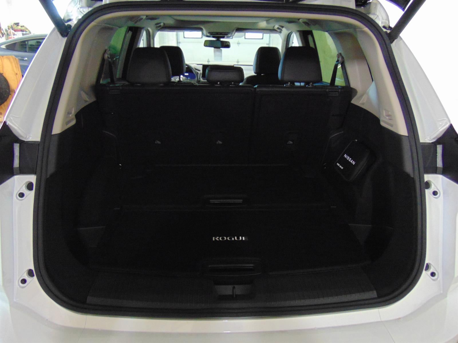 2026 Nissan Rogue 2026.5 AWD PLATINUM